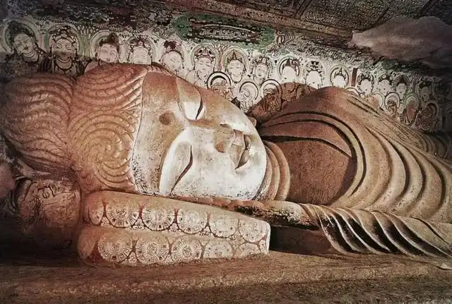 敦煌莫高窟佛像