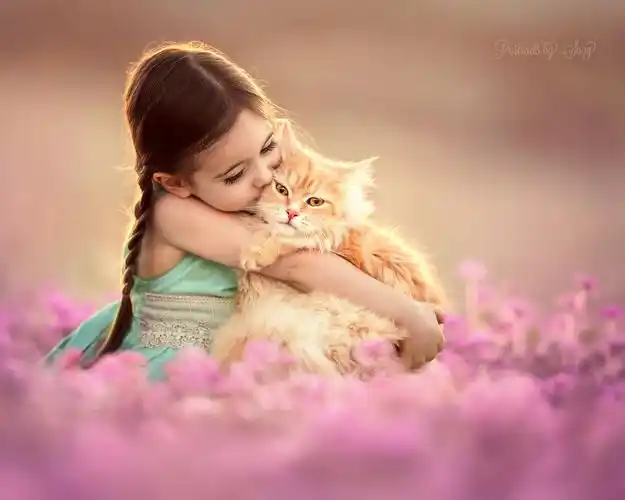 孩子与小动物相爱的瞬间,被摄影师妈妈记录了下来