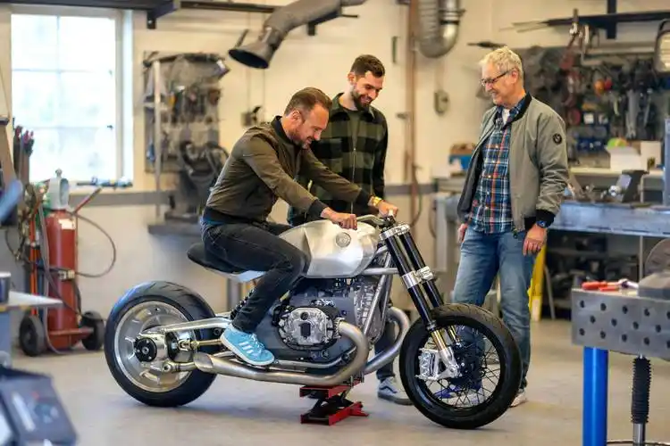 bmw motorrad 宝马摩托 r20 概念车