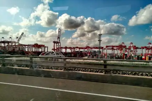 美丽的洋山深水港