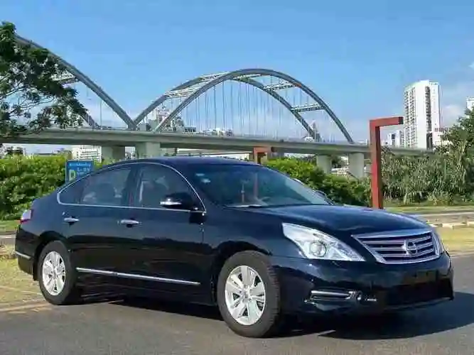 12年日产天籁公爵