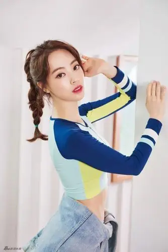 韩瑜伽教练性感爆棚 身线完美窈窕迷人