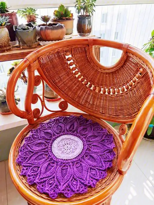 手工钩织乌莉塔坐垫飘窗垫