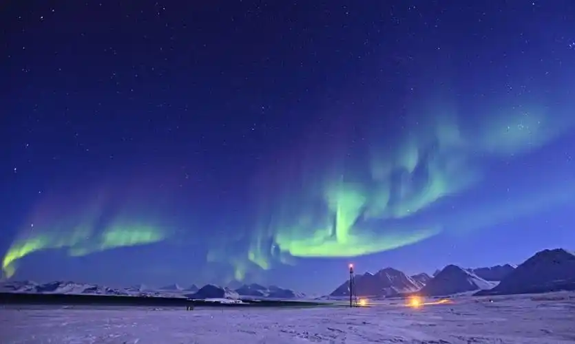 一个人在北极度过100多个极夜是什么体验?