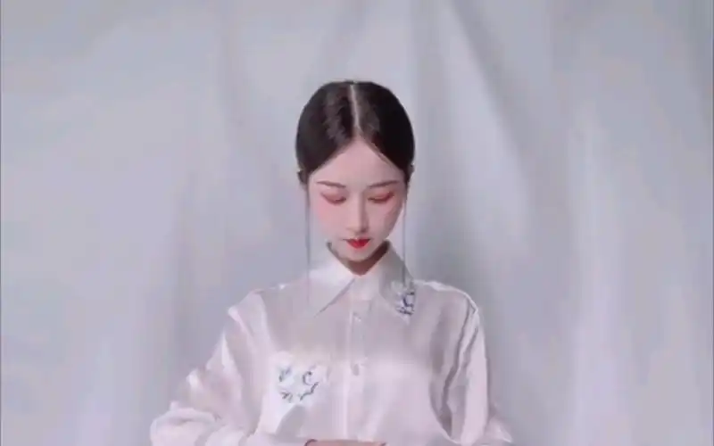 【零青子】教你系出双层蝴蝶结_哔哩哔哩_bilibili