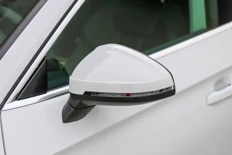 奥迪a5电动折叠后视镜