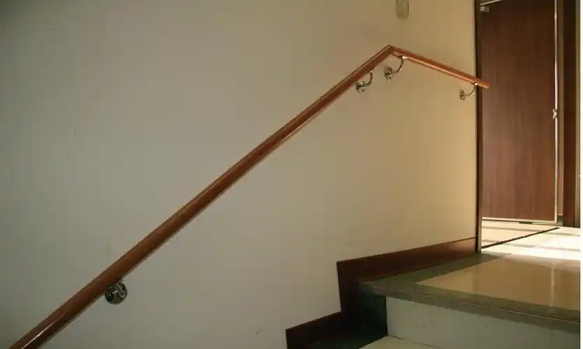 不锈钢手扶护栏 靠墙扶手 楼梯扶手 厂家直销