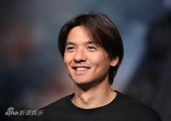 图文太极1首映导演冯德伦