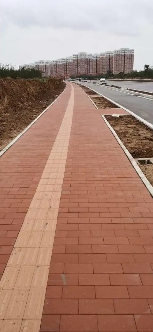 人行道花砖铺设成品样段