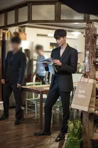 李钟硕 w两个世界