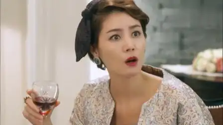 朴信惠妈妈对金成玲果然是真爱,把金成玲剩下的饭菜给朴信惠吃-电视剧