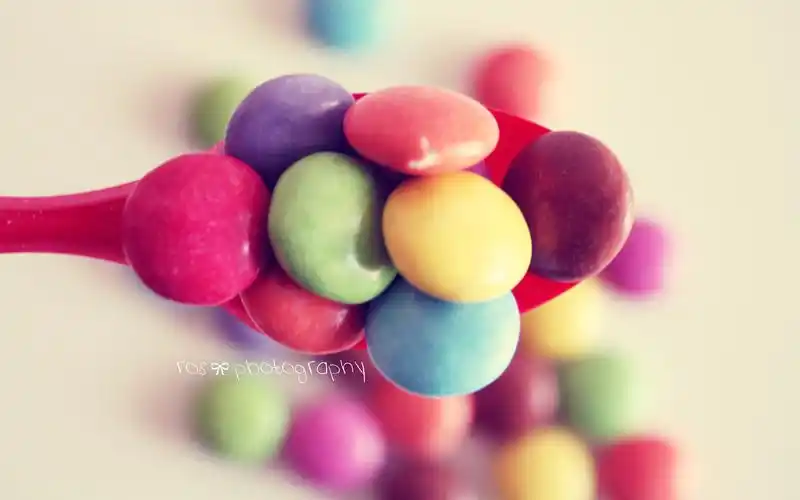 糖果王国,巧克力豆,mm豆,糖,巧克力,勺子,唯美,每日精品壁纸图片