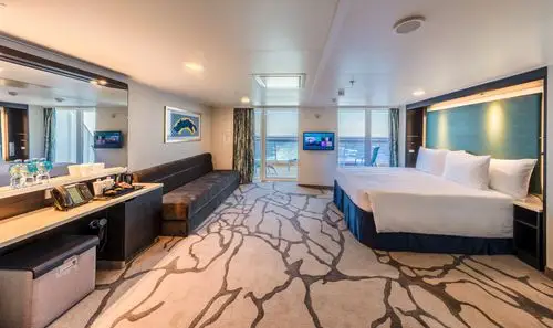 星梦邮轮世界梦号豪华露台客房(关爱)介绍_邮轮官网_简介_游轮介绍