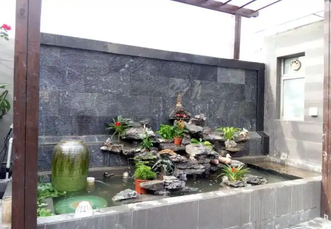 有一些业主会想要在自家的庭院中拥有属于自己的假山鱼池,接下来,小班