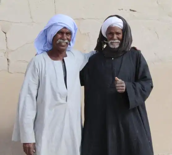 如今埃及人服饰已与古代的没有一点关系了.