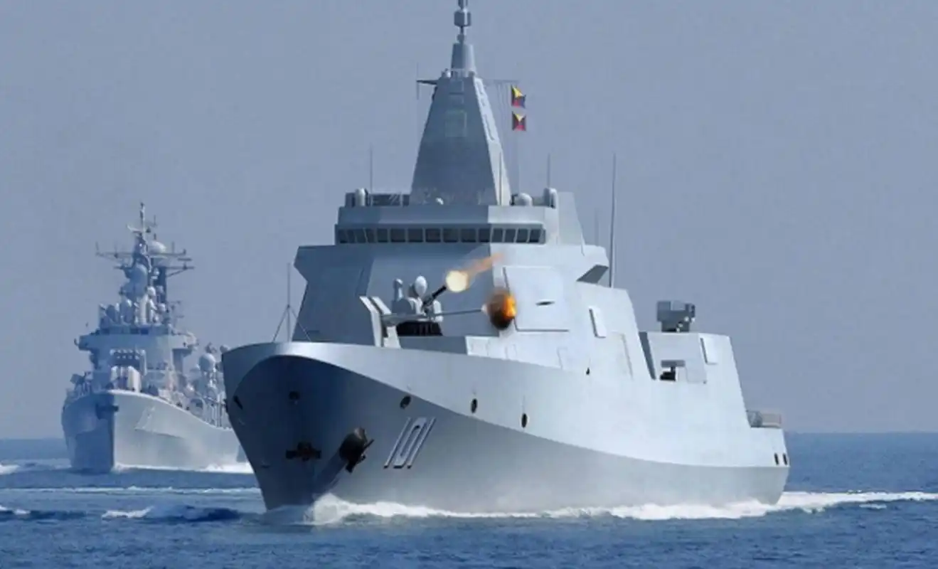 中国055大驱有多恐怖?500公里外可重创对手,真正的大国底气!