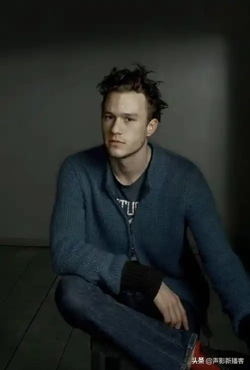 希斯莱杰怎么死的演小丑的演员去世