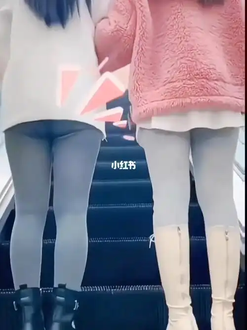 为什么女生都喜欢穿打底裤呢