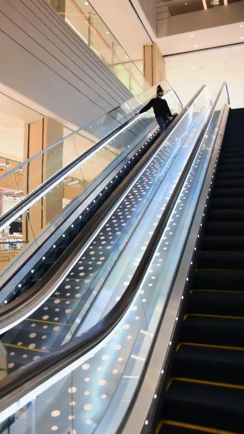 现在是北京时间几点来着…@{uid:1502349662339070,nic