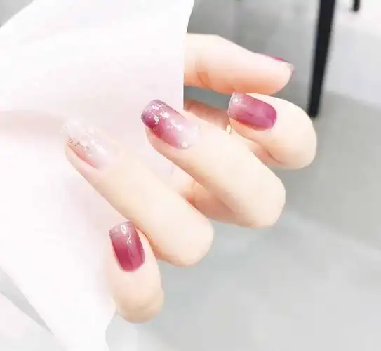 首页 69  美甲款式 69  短指甲美甲       3  赞