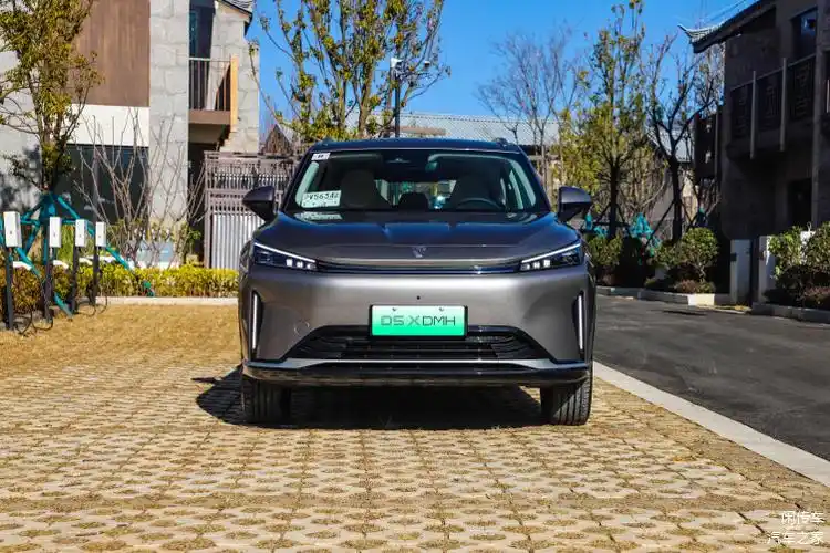 搭载全新插电混动总成荣威d5xdmh实车图发布