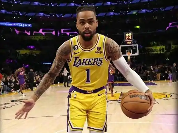 湖人的调整,自降身价的球员,拉塞尔不被球队信任