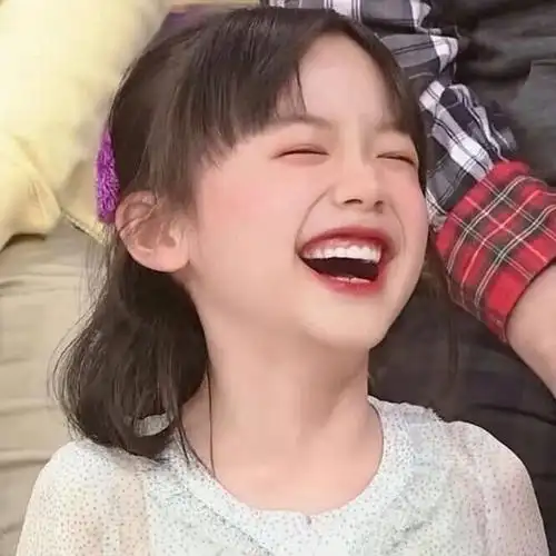 大笑萌娃头像大全