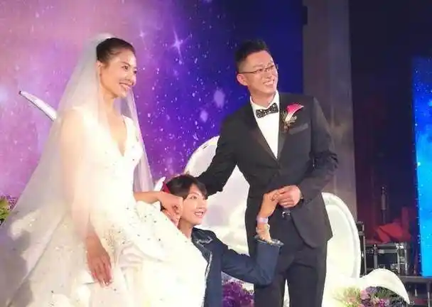 中国女排最美队长大婚!袁心玥现场互动:2米03的小苹果十分可爱