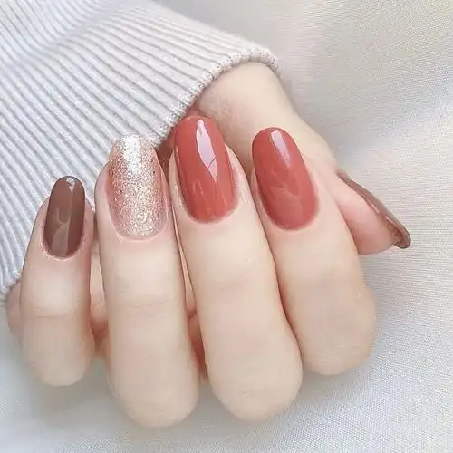 经典跳色美甲,款款都好看!|纯色|光泽感|层次感_网易订阅