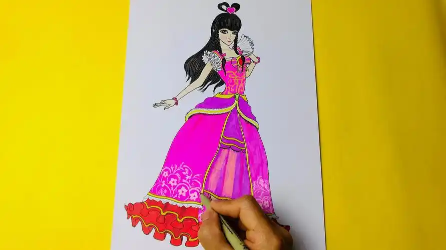 手绘精灵梦叶罗丽第8季王默穿这款舞衣真的很漂亮