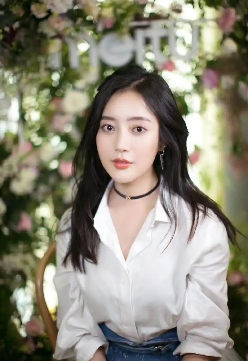 王梓薇图片 王梓薇唯美清新图片