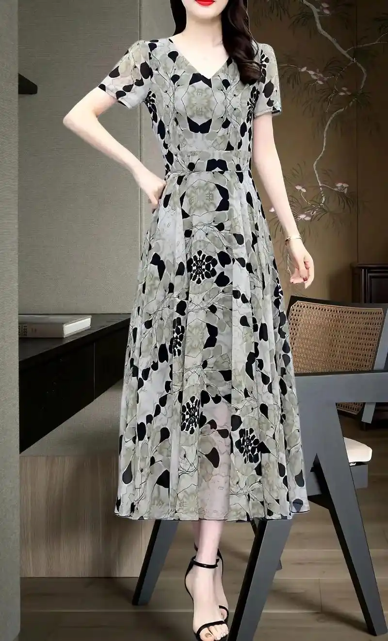 夏季新款碎花真丝连衣裙