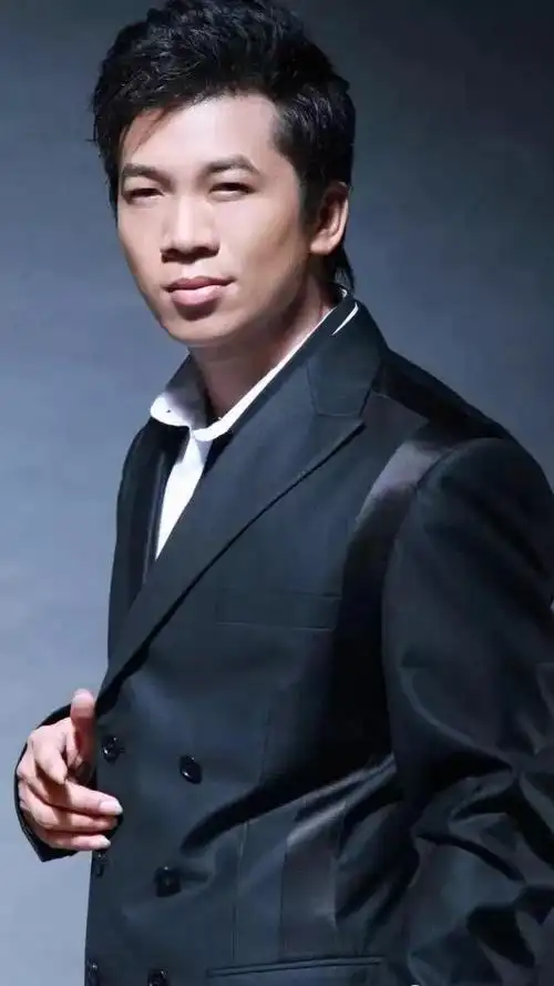 为什么歌手陈星会大红大紫 为什么歌手陈星会大红大紫