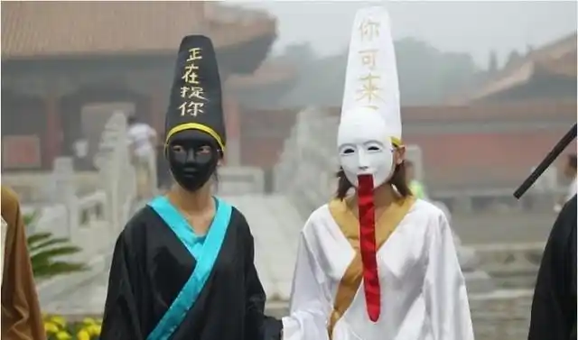 西游记:黑白无常和牛头马面,谁的权利地位更高?