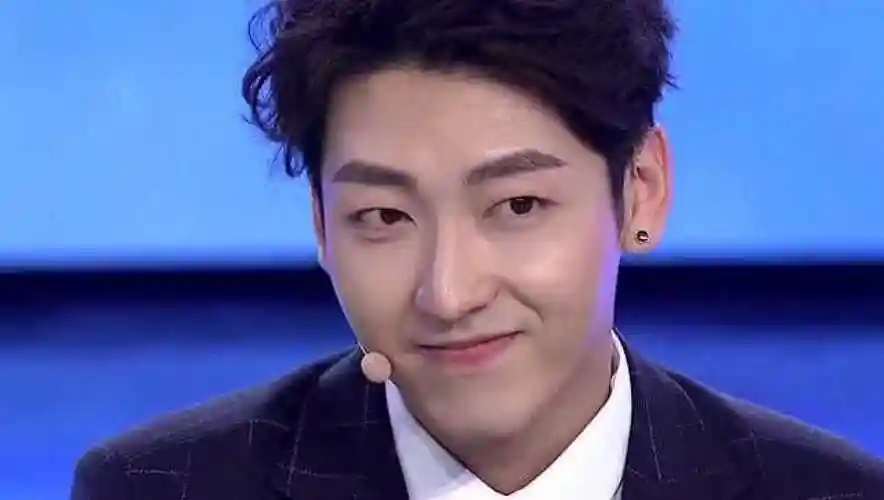 《非常完美》吴泉锡原来一直喜欢的是她,脸上满满都是爱意!