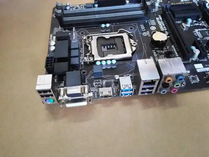 gigabyte技嘉b85hd31150针ddr3全固固态集显大板b85主板