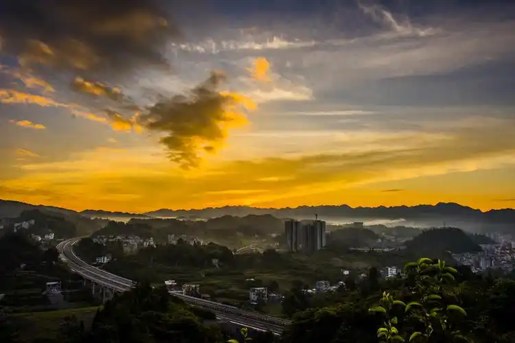 惊呆了,最美咸丰县城全景应该是这样的!