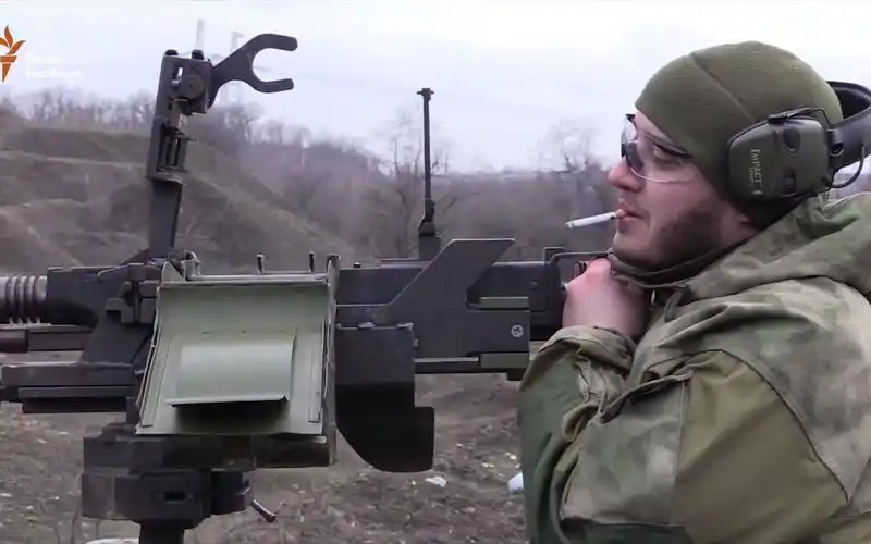 你见过dshk大口径重机枪安装消音器射击吗