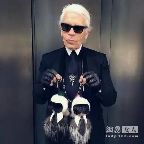 想时髦你就不能放过这只fendi"小怪兽"