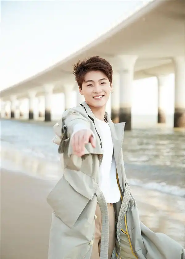 "最撩男团"swin全新mv写真 颜值完全不输exo