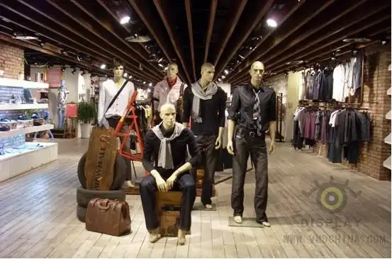 愿望等一致的情景,在无形中影响顾客的购物欲望;vp中演示的商品在卖场