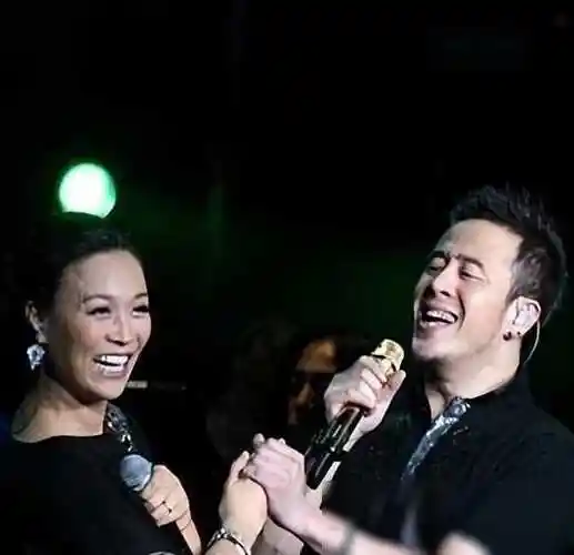 从追捧到冷落,杨坤经历低谷,虽有那英扶持仍难挽回落寞