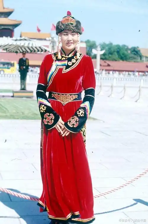 驯鹿文化:鄂温克族的古老传统与现代世界