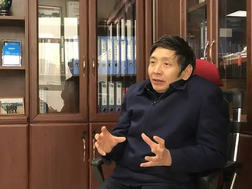 驼人控股集团创始人王国胜先生,带领着驼人集团走过了24个春秋,创造了