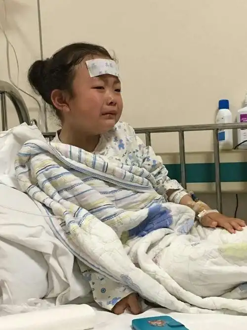 清丰一6岁女孩得白血病住院孩子希望能够重新看到这个世界看的人心都