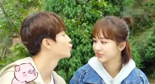 "隐形富婆"杨紫:和顶流男星处成"兄弟情",却遭那英区别对待