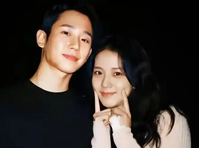 就连cp粉也对此大加吐槽,纷纷在网上发出疑问,为什么金秀智的男朋友不