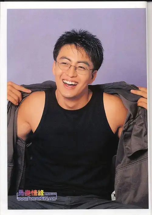 裴勇俊 yong-jun bae的图片