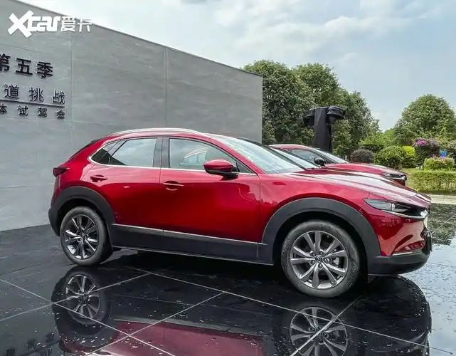 试驾"小红椒"马自达cx-30,那必是科技加狠活!-爱卡汽车爱咖号