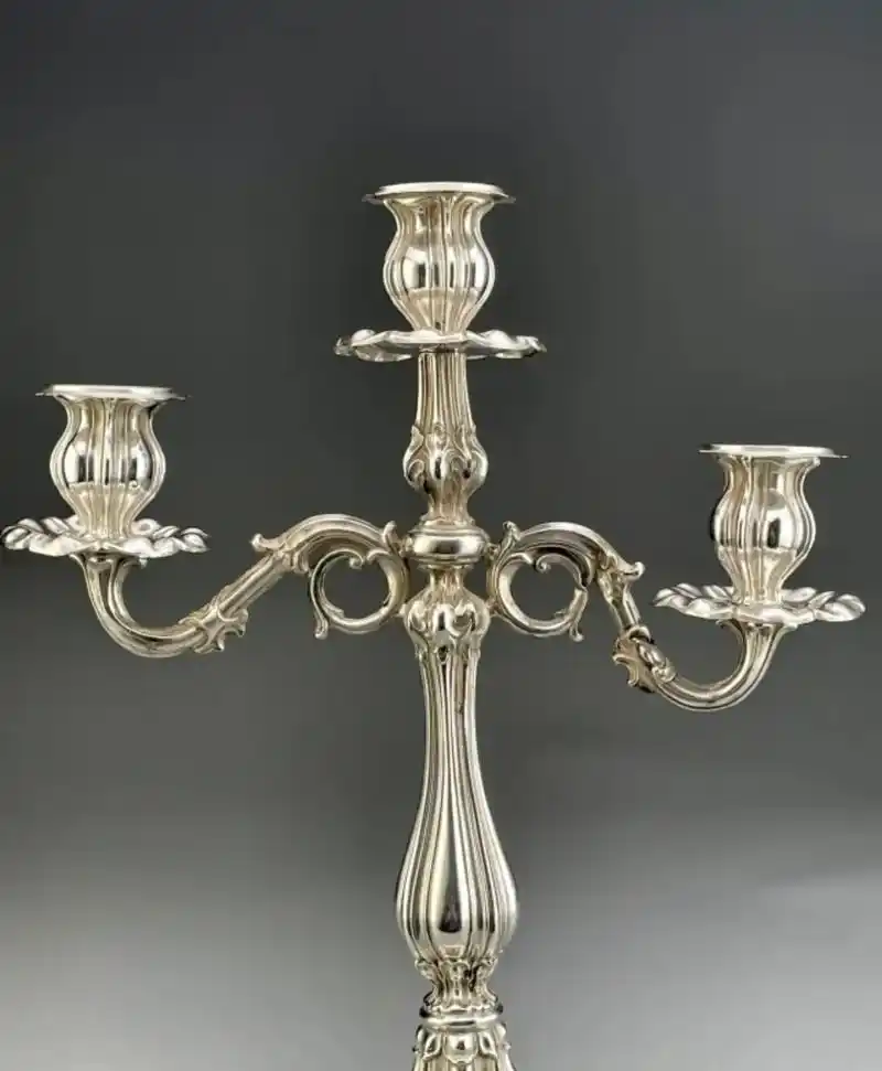 纯银三头烛台 【材质】:800银 【产地】:意大利 【年代】 - 抖音